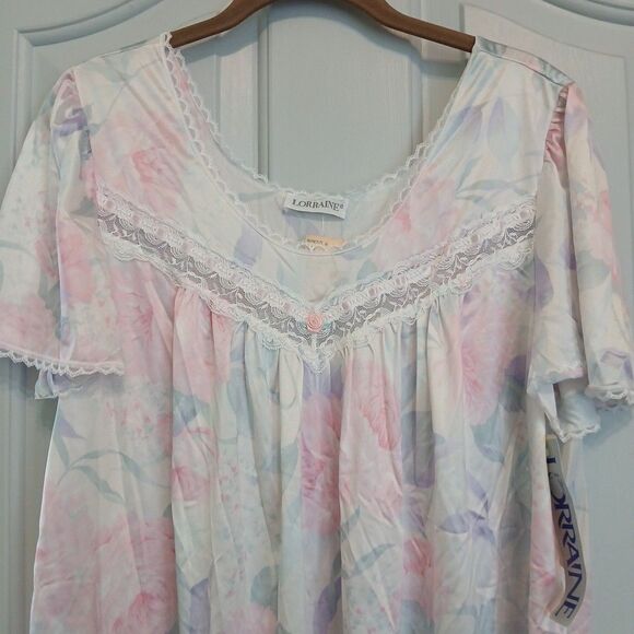 Lorraine Pink Floral 100% Nylon Midi Length Embellished Neck Nightgown Med NWT - Picture 1 of 8